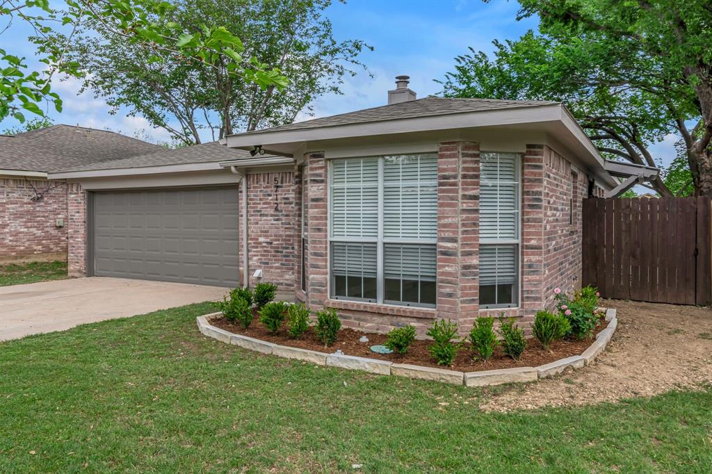 5712 Shady Springs Trail