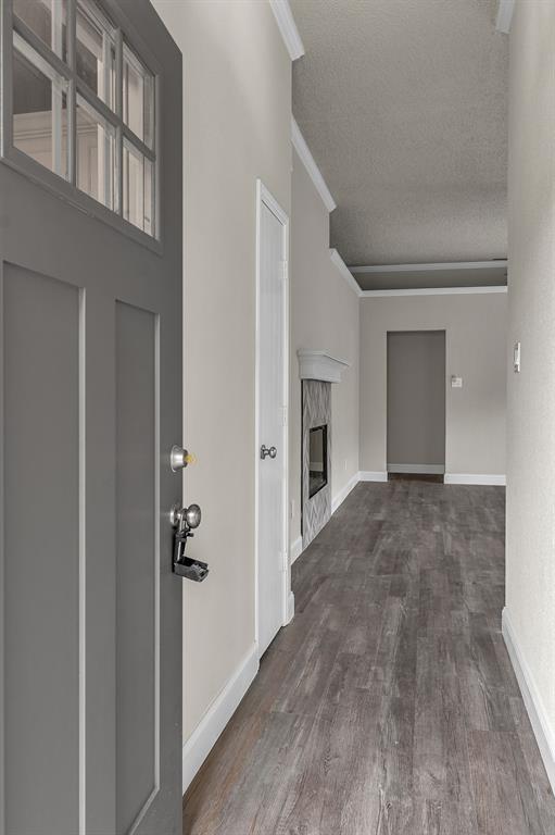 5712 Shady Springs Trail