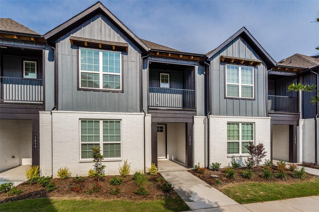 1652 Jessica Drive