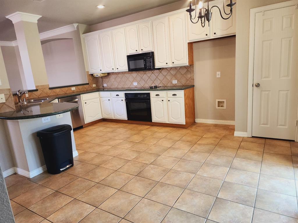 Valley Ranch 14 - Residential Lease