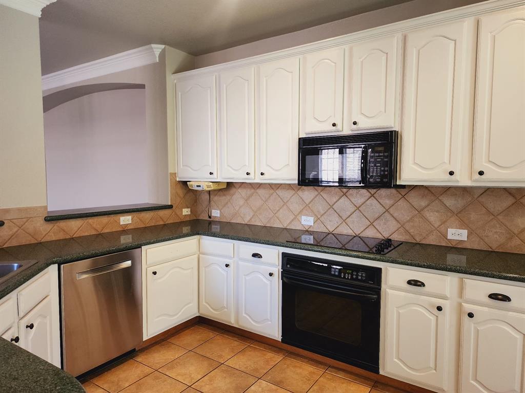 Valley Ranch 14 - Residential Lease