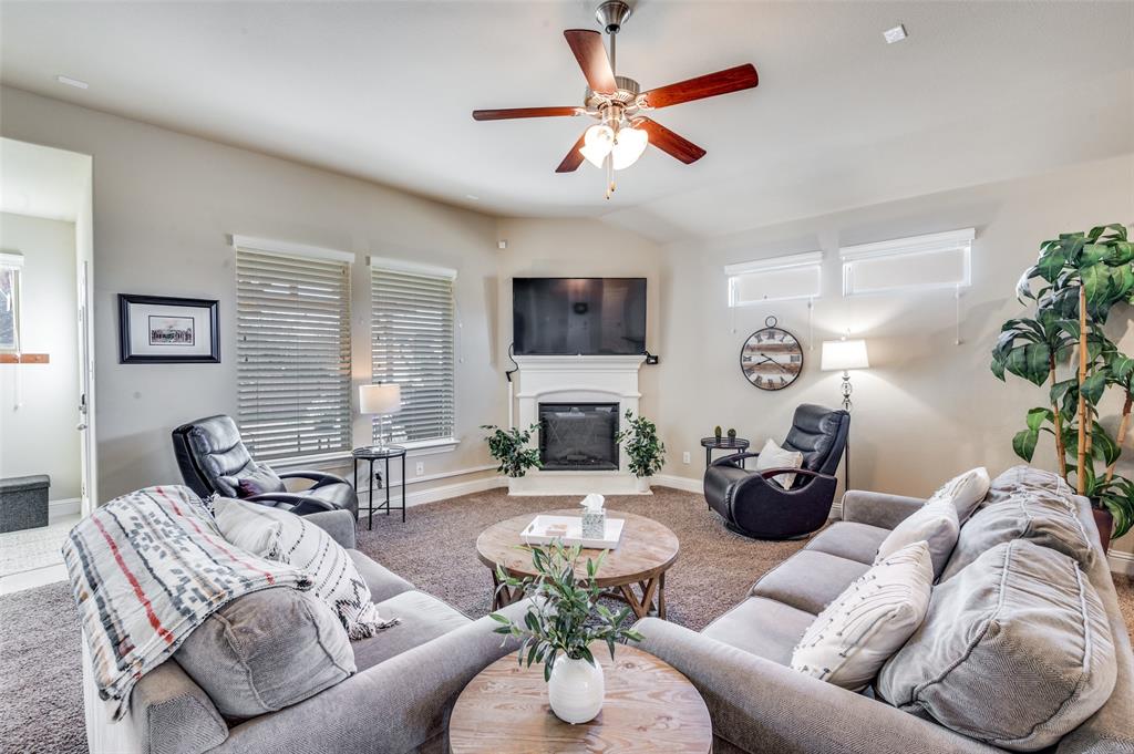 Woodridge Estates Ph - Residential