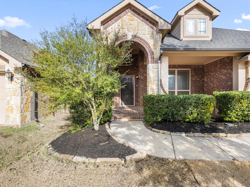 2106 Hanakoa Falls Drive