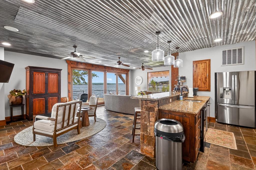 Pk Lake - Residential