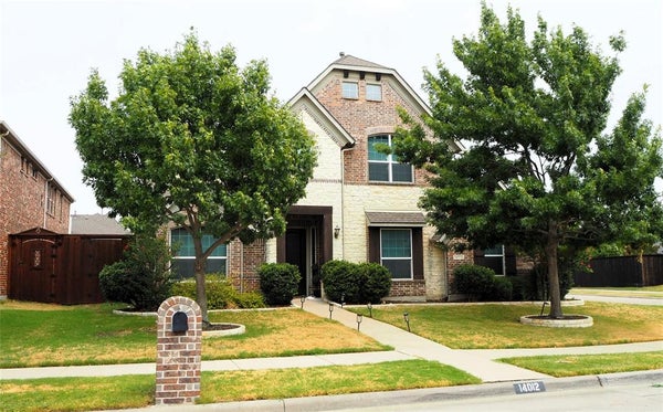 14012 BADGER CREEK DR, FRISCO, TX 75033 - Image 7de728ceb490d2b5c1e6a3465e2ef3e3/3644393833