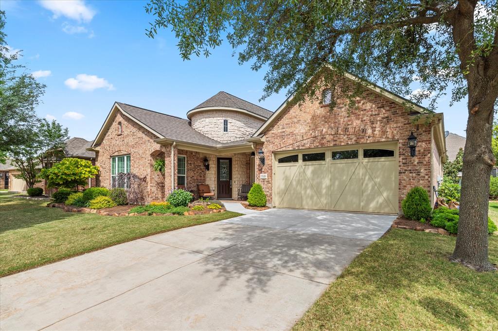 7129 Lake Mead Court