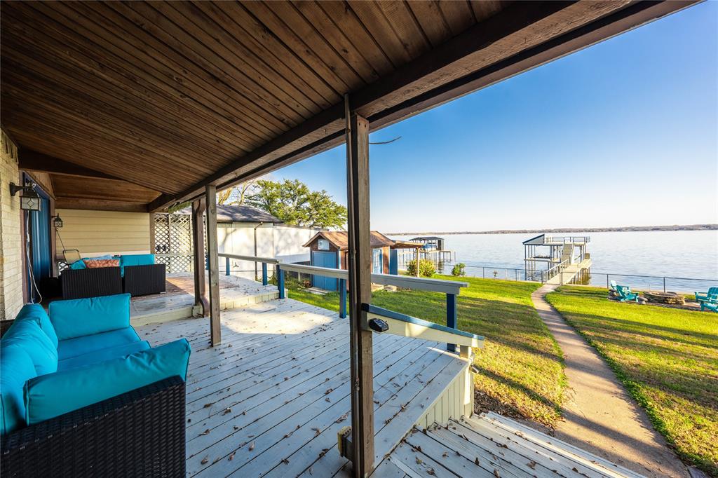 Country Club Shores - Residential