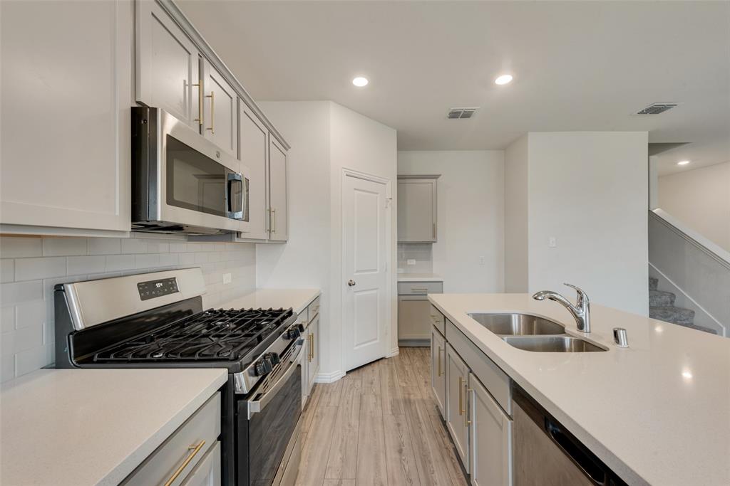 Avery Pointe Ph 3 - Residential