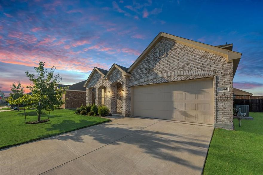 Possible investment opportunity or make it your own. Home is tenant occupied. Welcome to 1404 Forest Haven Drive, a bright and move-in-ready 4-bed, 2.5-bath home in Avery Pointe community. Built in 2021, this home offers an open-concept layout with a granite kitchen that flows seamlessly into the living and dining areas, creating the perfect setting for family gatherings or entertaining guests. Step outside to enjoy a covered patio and a fully fenced backyard, ideal for morning coffee, grilling, or playtime. Residents of Avery Pointe enjoy outstanding amenities including a resort-style pool, playgrounds, walking trails, and a clubhouse, all just steps from your front door. You’ll also be close to shopping and dining along the US-75 corridor, with popular spots like Slayter Creek Park and Natural Springs Park nearby for pickleball, trails, splash pads, and outdoor fun.