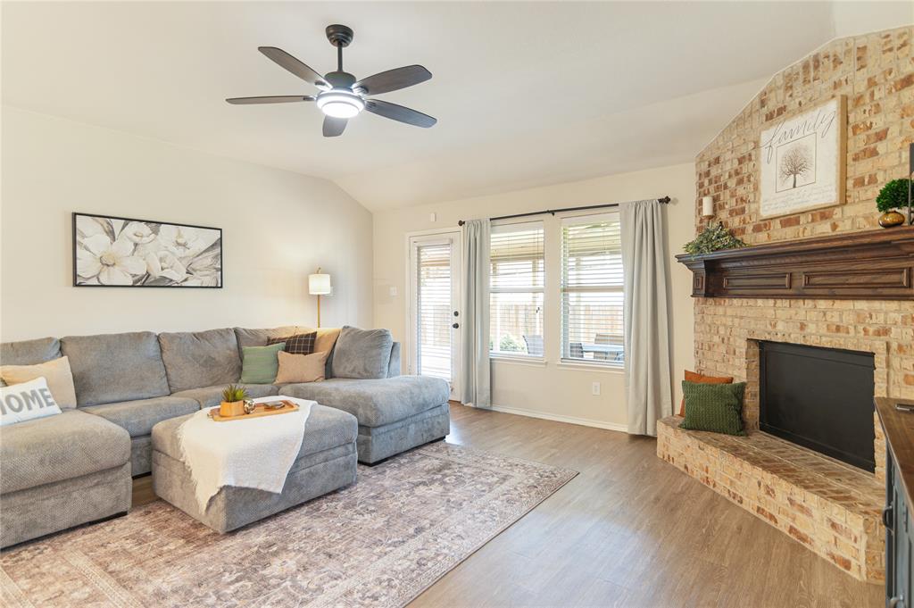 3815 Spring Run Lane