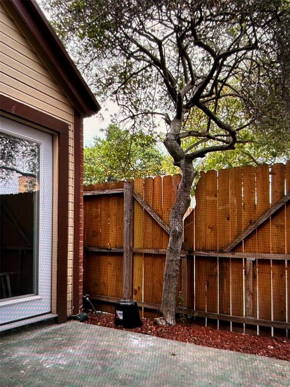 Gables At Royal Lane - Residential