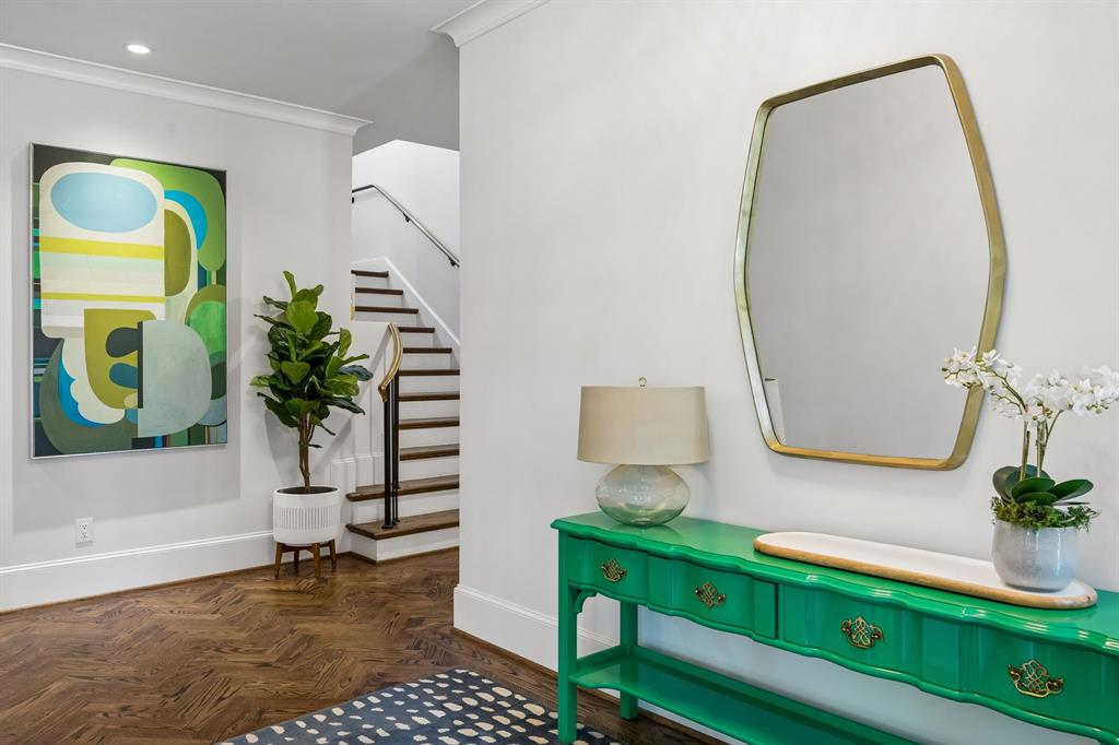 6717 Meadow Lake Avenue