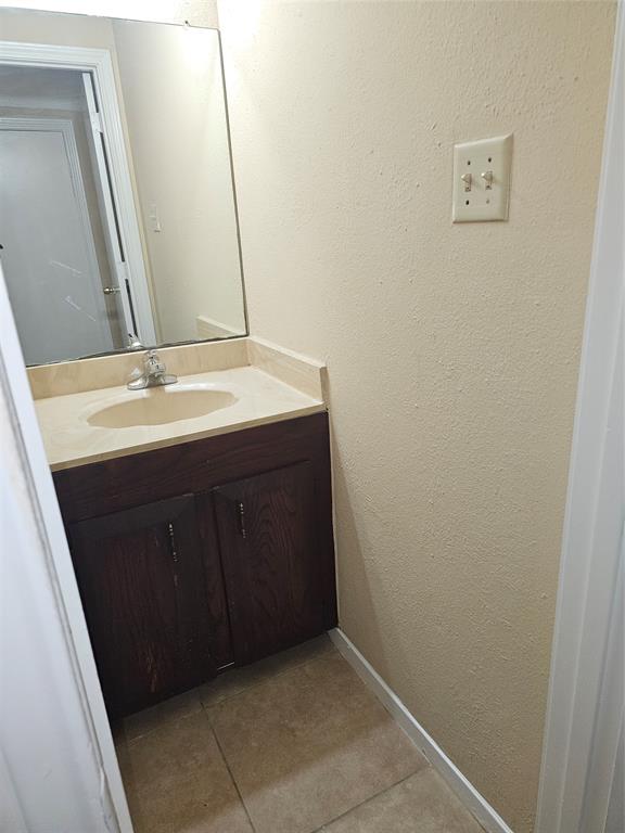 2822 Wimbledon Court