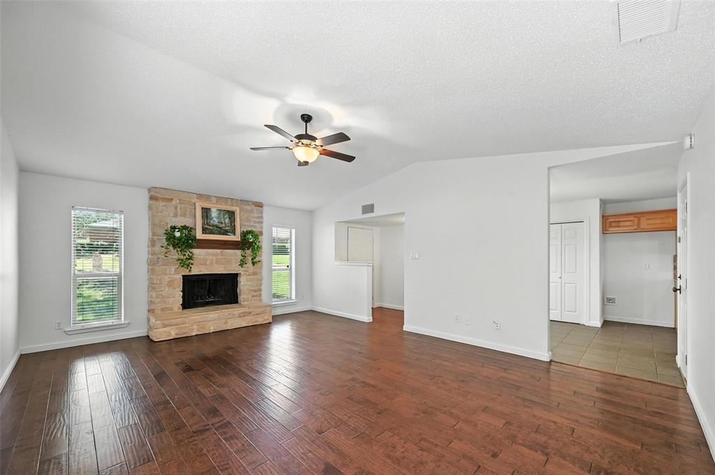 2733 E Wentwood Drive