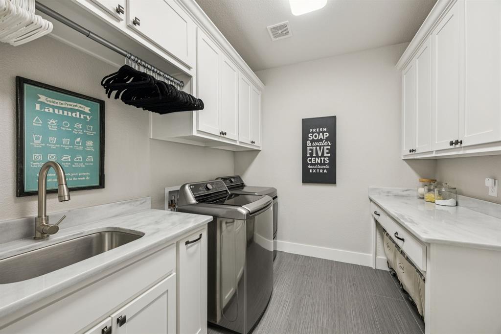 Wilshire Summit - Residential