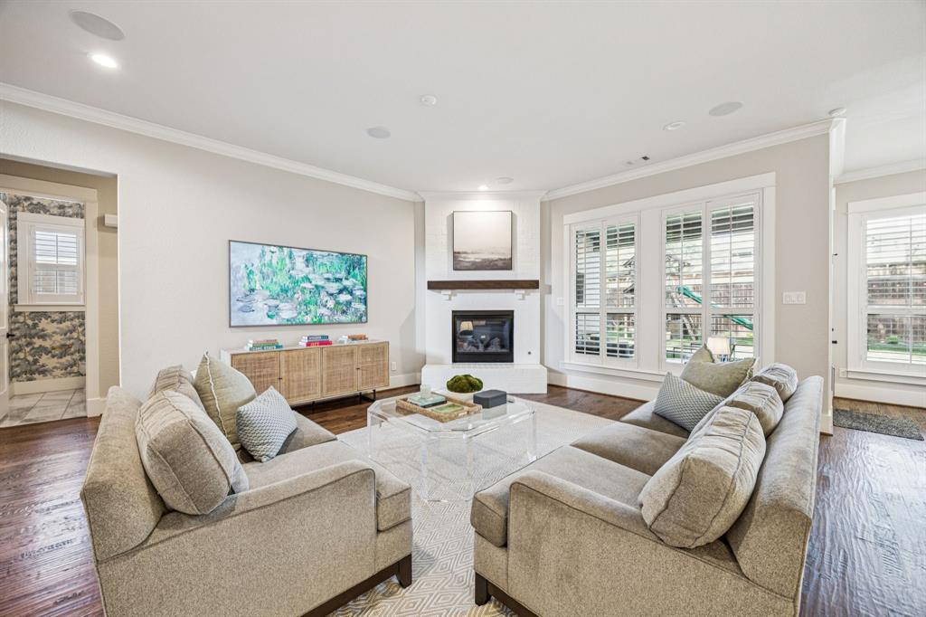 Wilshire Summit - Residential