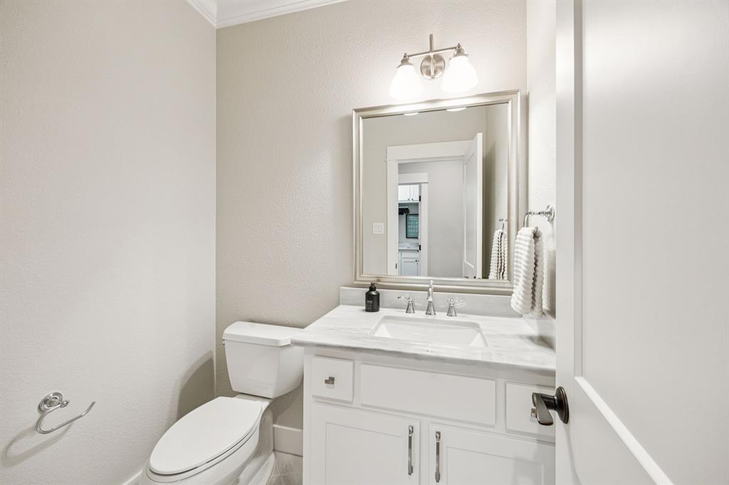 Wilshire Summit - Residential