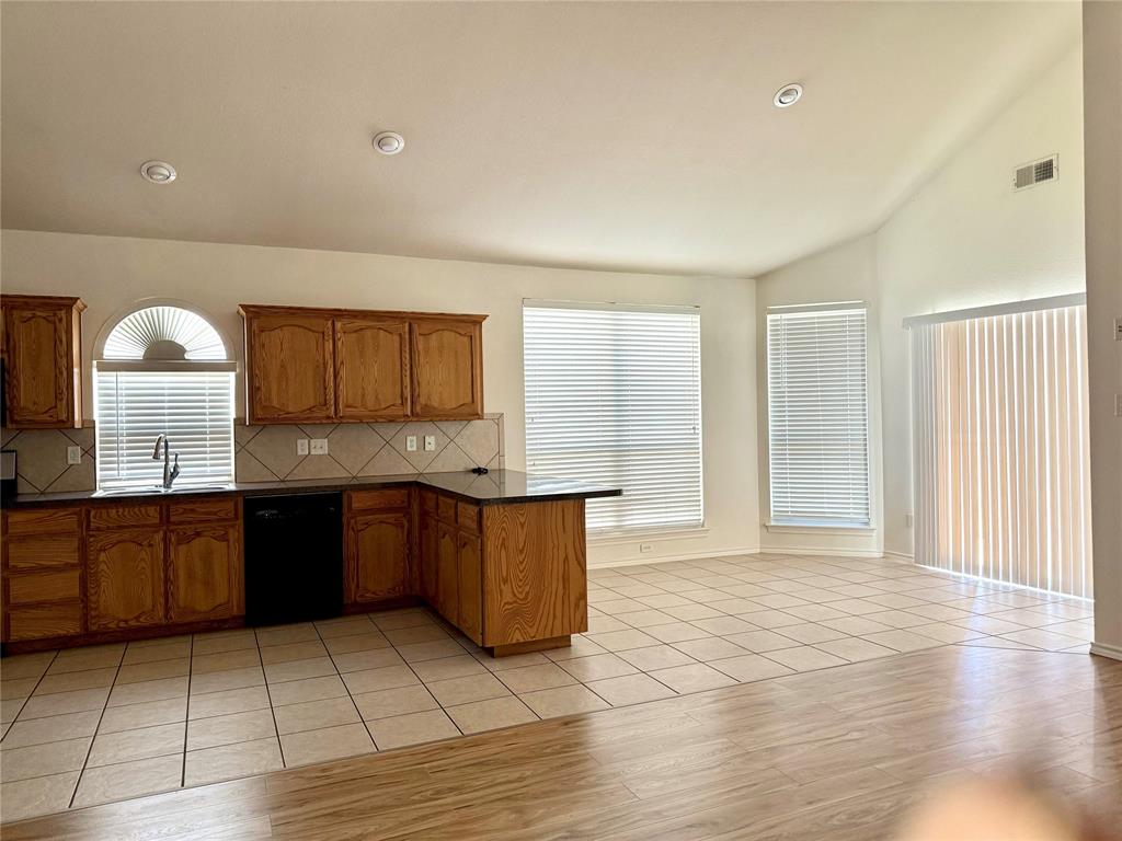 Crossing At Fossil Creek The - Residential