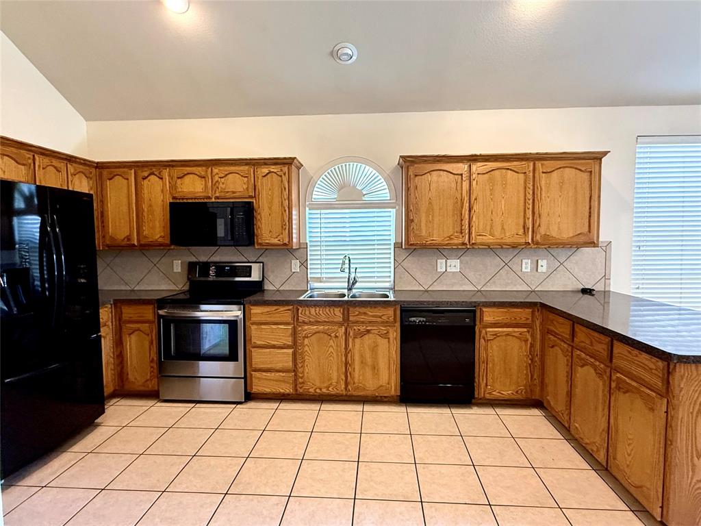 Crossing At Fossil Creek The - Residential