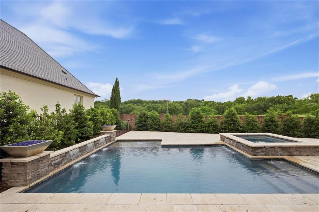 Idlewild Drive - Residential