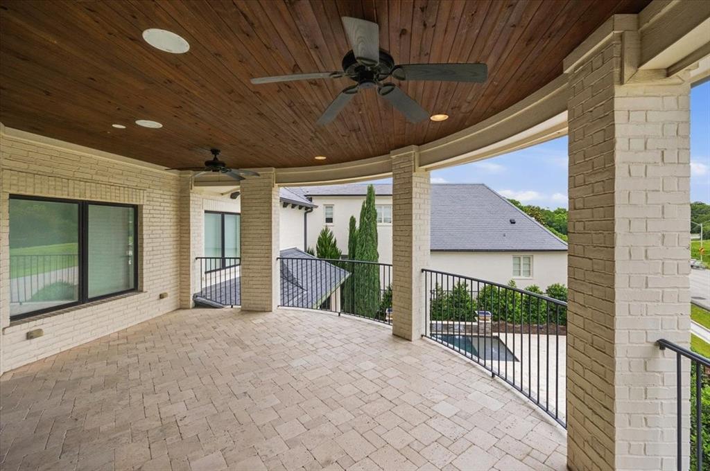 Idlewild Drive - Residential
