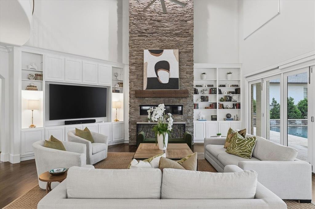 4153 Idlewild Drive