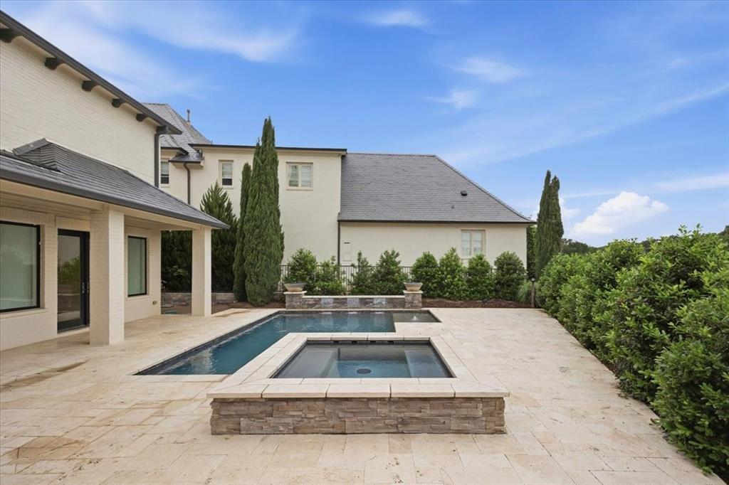 Idlewild Drive - Residential