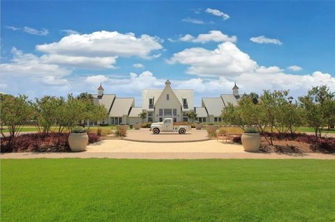 A home in Northlake