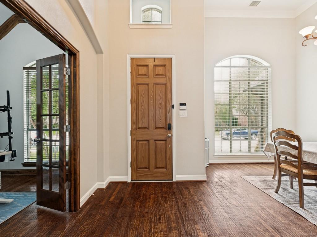 1001 Thornapple Drive