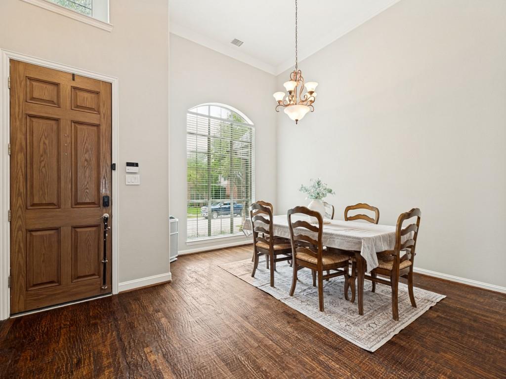 1001 Thornapple Drive