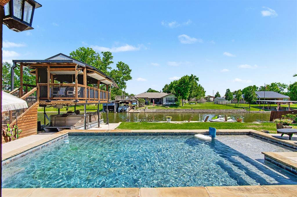 Nassau Bay II - Residential