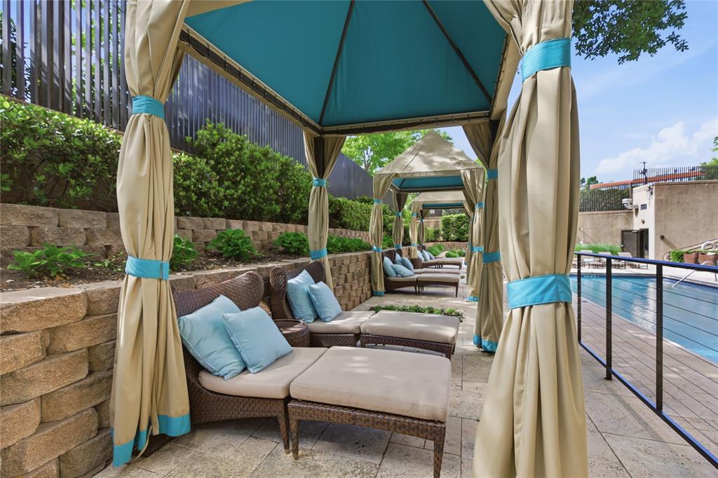 La Tour - Residential