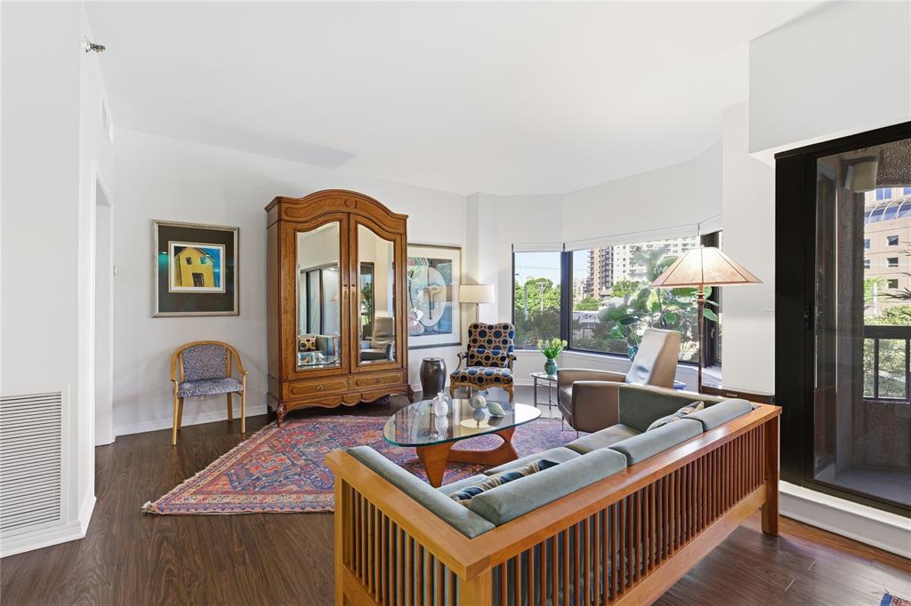 3030 Mckinney Avenue 203