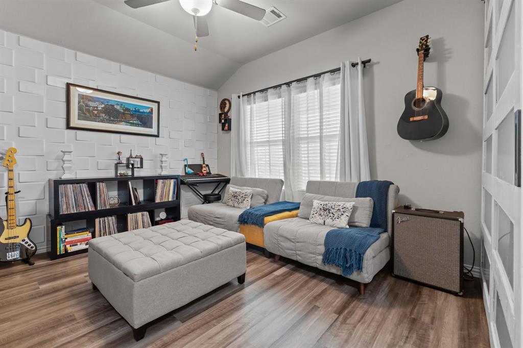 5577 Cypress Willow Bend