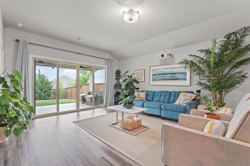 Ventana - Residential