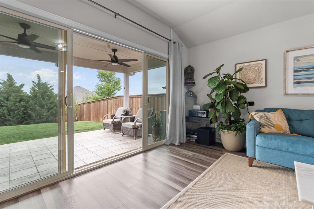 Ventana - Residential