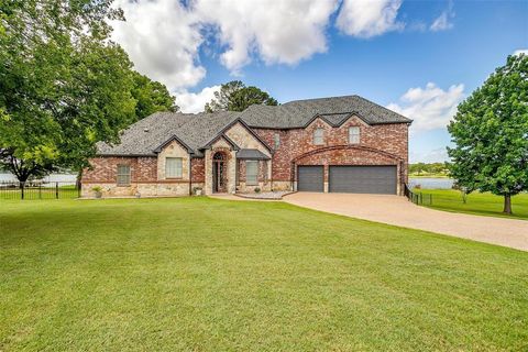 A home in Azle