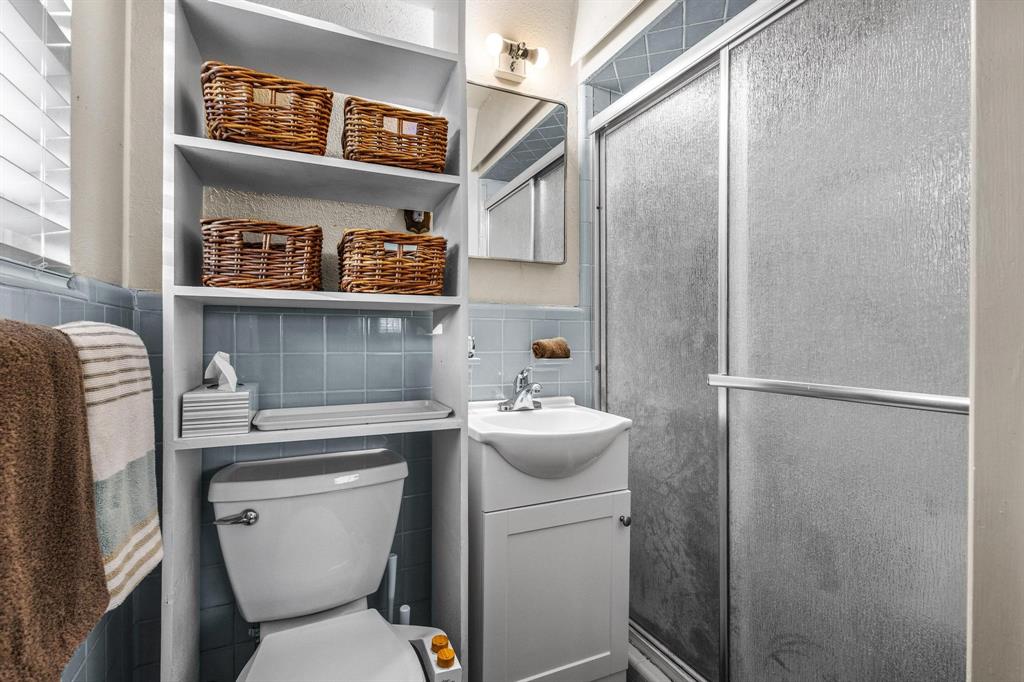 Simms B B - Residential