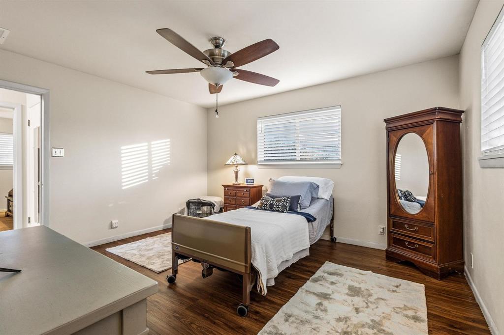 Simms B B - Residential