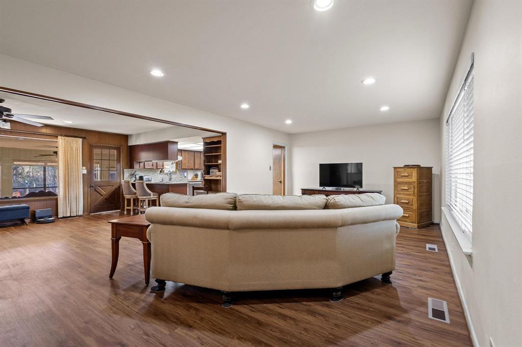 Simms B B - Residential