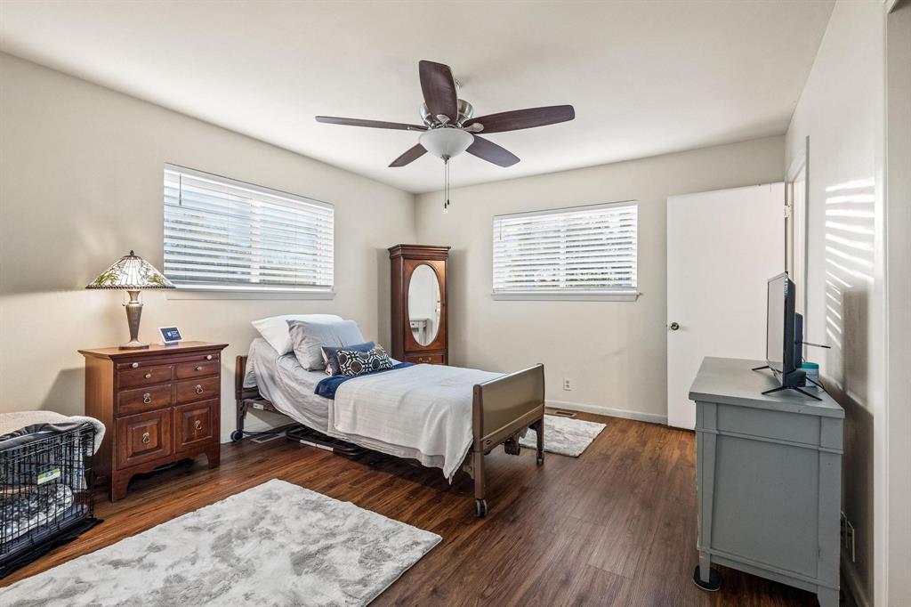 Simms B B - Residential