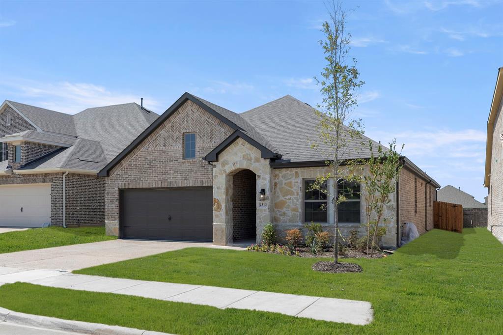 4313 Bellflower Lane
