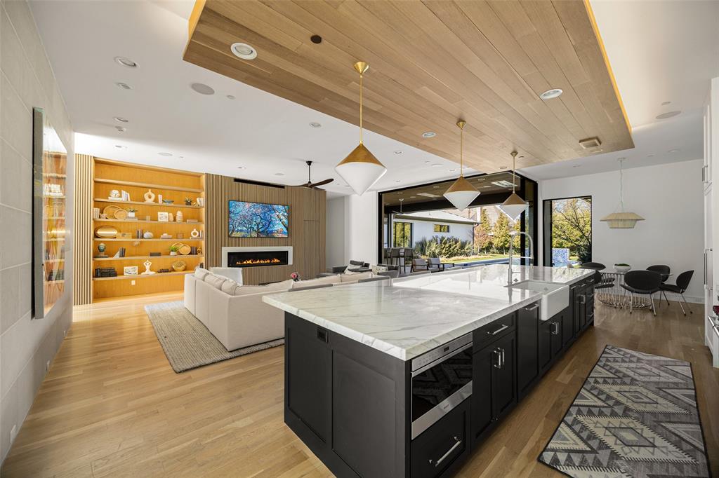 6465 Northport Drive