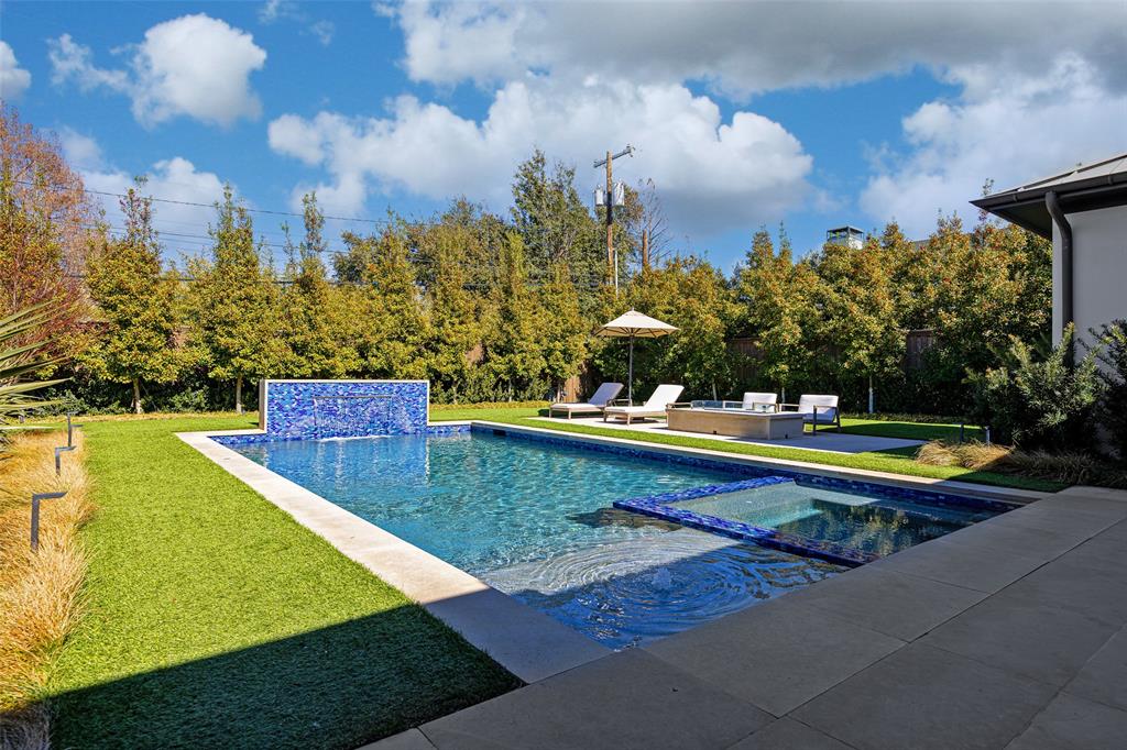 Waggoner Place - Residential