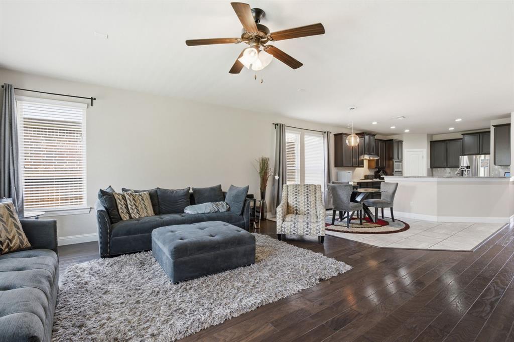 10709 Promenade Terrace