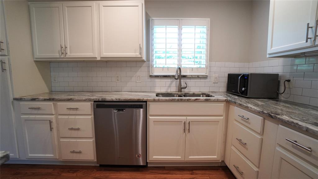 Black & Minsky - Residential Lease