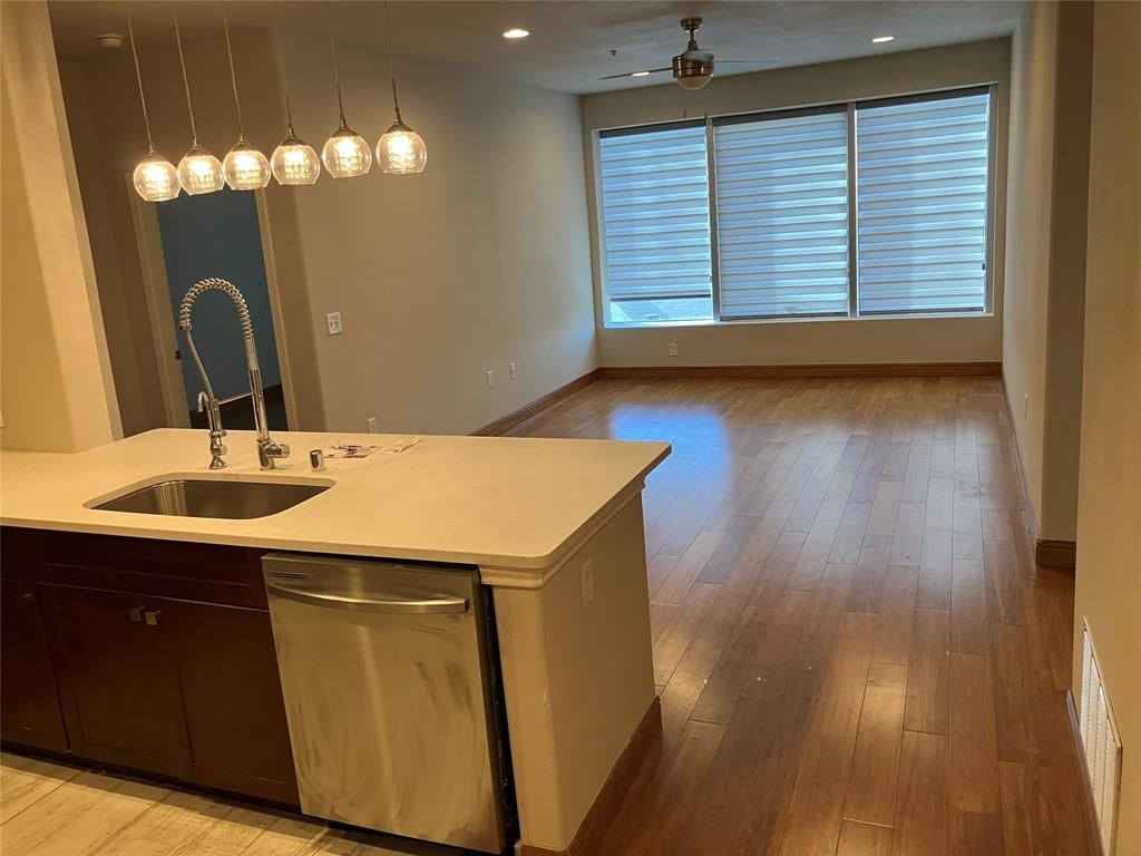 1220 W Trinity Mills Road 5009