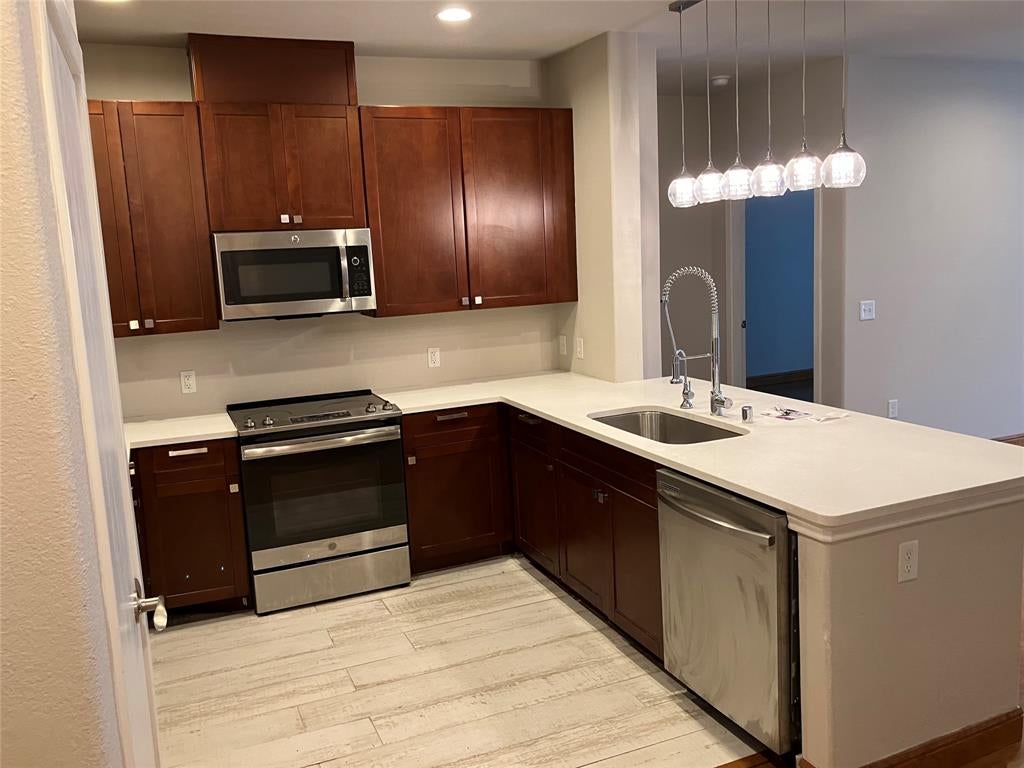 1220 W Trinity Mills Road 5009