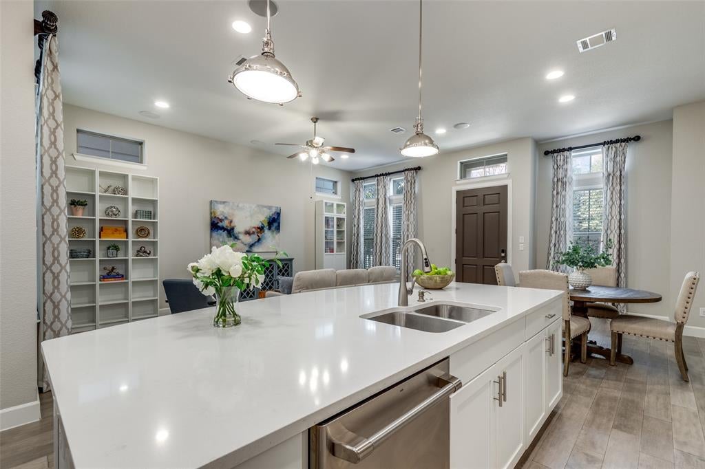 3743 Panalero Lane