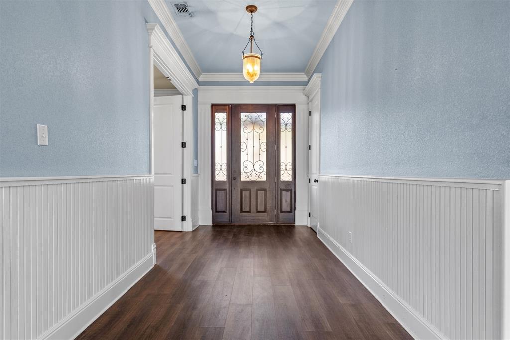 910 County Road 1111